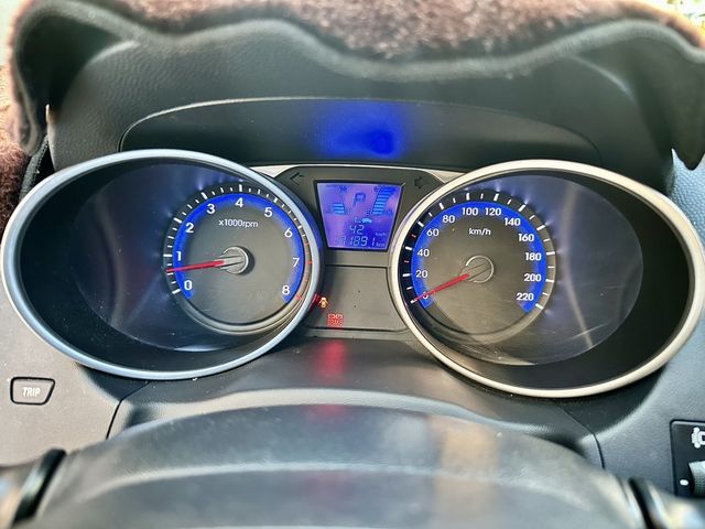 HYUNDAI現代 IX35  第9張相片