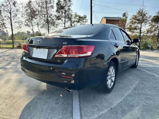 TOYOTA豐田 CAMRY  第3張相片