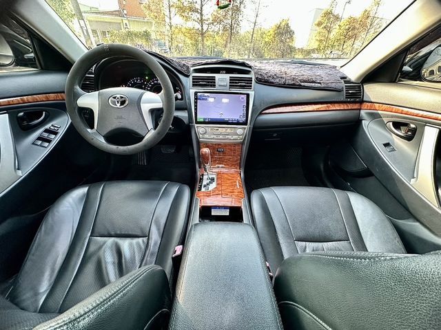 TOYOTA豐田 CAMRY  第4張相片