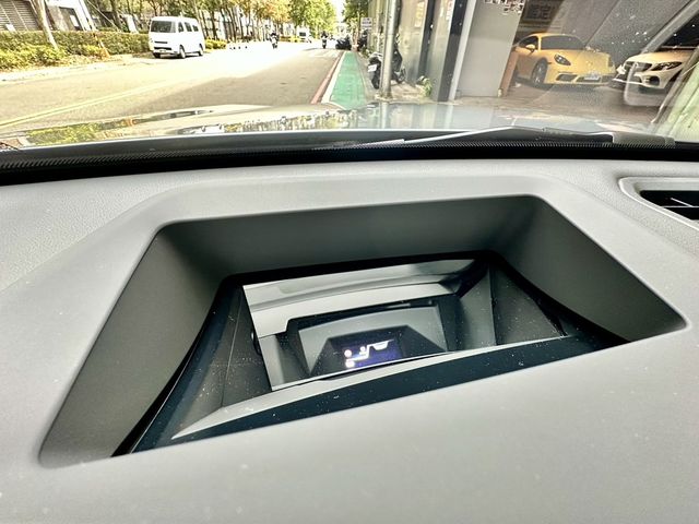 BMW寶馬 X2  第12張相片