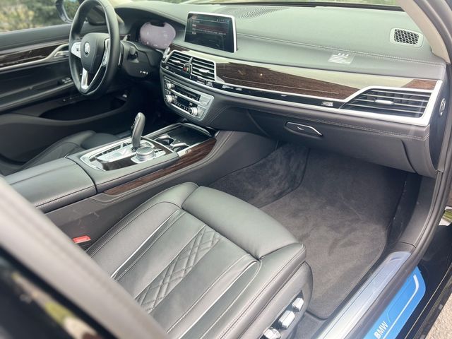 BMW寶馬 730I  第9張相片