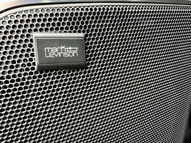 LEXUS凌志 LM300H  第21張相片