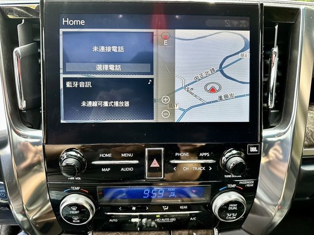 TOYOTA豐田 ALPHARD  第25張相片