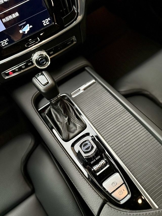 VOLVO富豪 S90  第21張相片