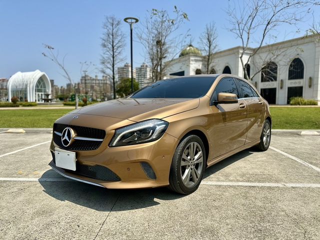 M-BENZ賓士 A180  第1張相片