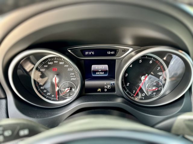 M-BENZ賓士 GLA180  第13張相片