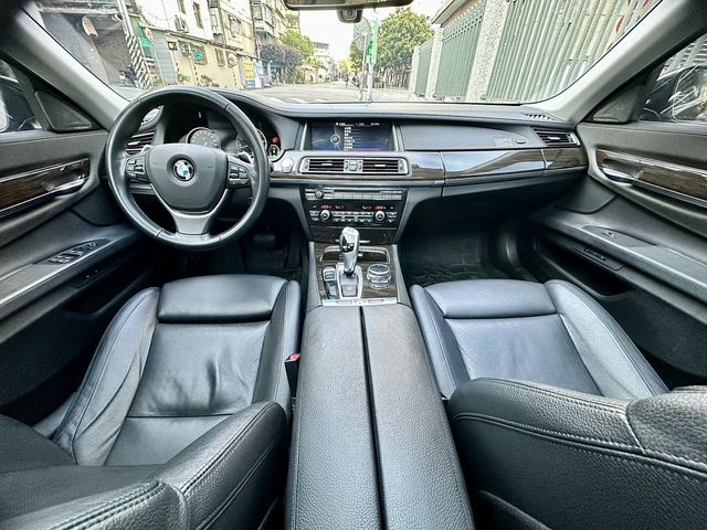 BMW寶馬 740LI LUXURY  第4張相片