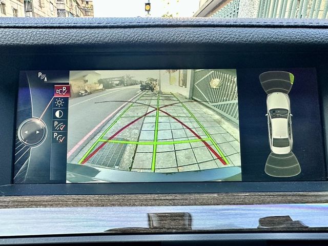 BMW寶馬 740LI LUXURY  第13張相片