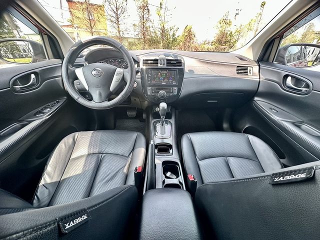 NISSAN日產 TIIDA  第4張相片
