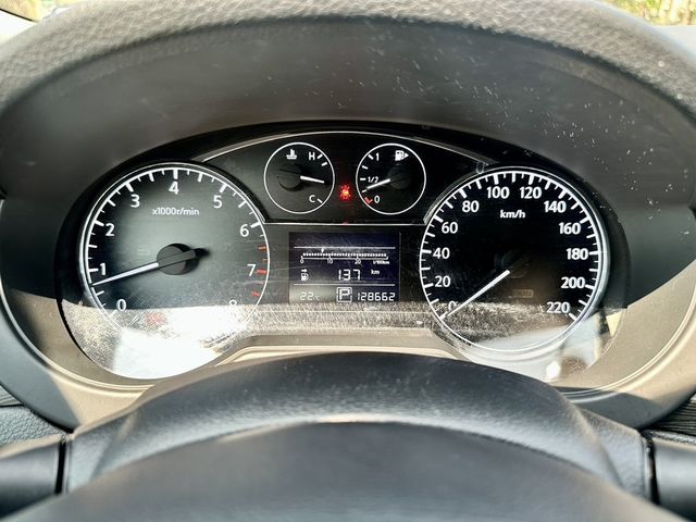 NISSAN日產 TIIDA  第6張相片