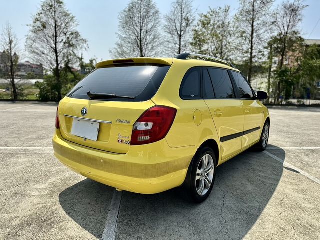 SKODA司科達 FABIA COMBI  第3張相片