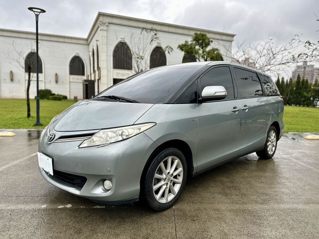 TOYOTA豐田 PREVIA  第1張相片