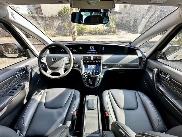 LUXGEN納智捷 M7 TURBO  第6張相片