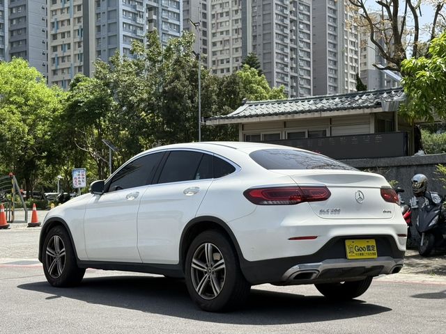 M-BENZ賓士 GLC200  第2張相片