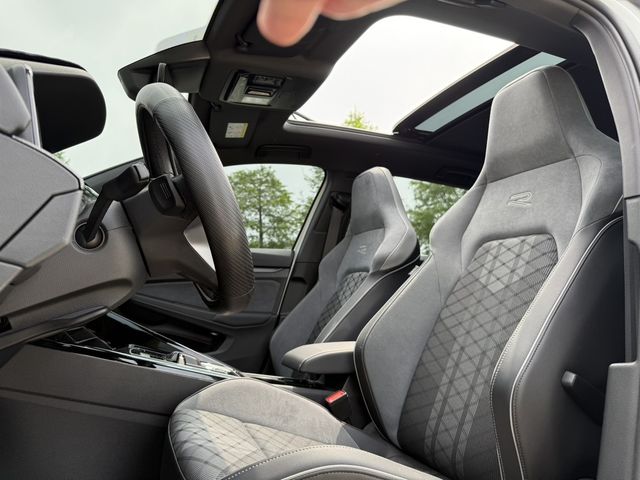 VOLKSWAGEN福斯 GOLF VARIANT  第6張相片
