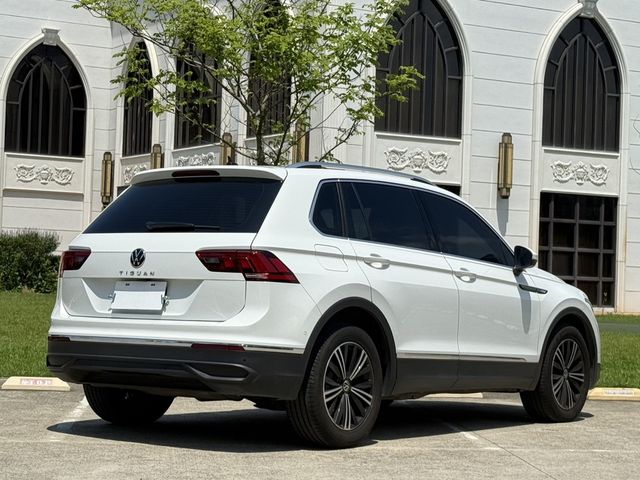 VOLKSWAGEN福斯 TIGUAN  第2張相片