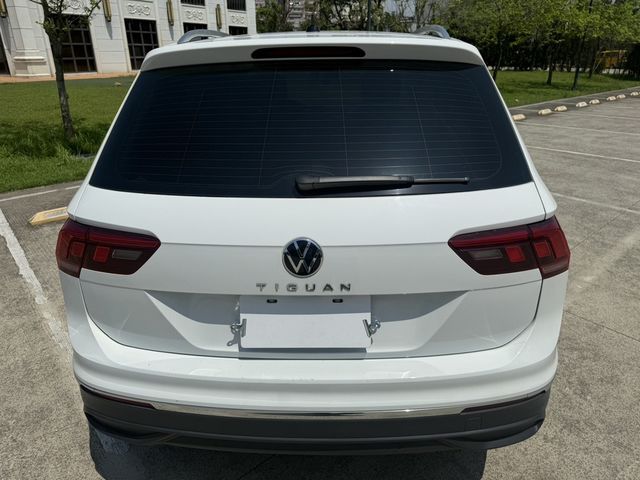 VOLKSWAGEN福斯 TIGUAN  第4張相片