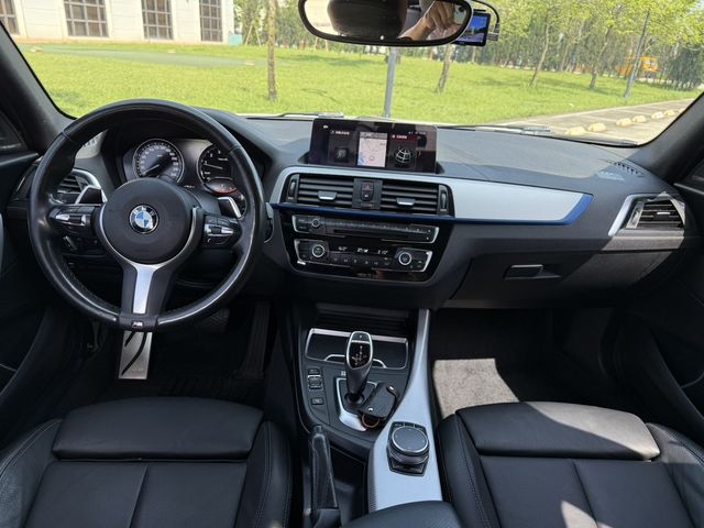 BMW寶馬 120I  第5張相片