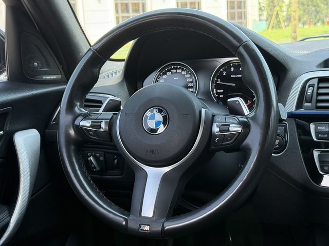 BMW寶馬 120I  第6張相片