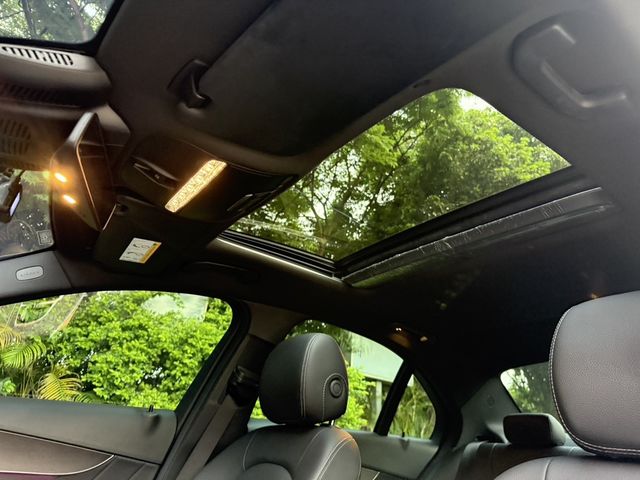 M-BENZ賓士 C300  第10張相片
