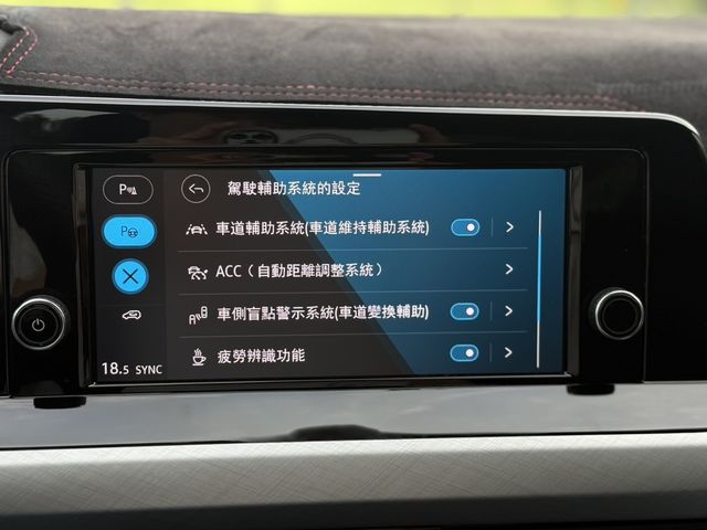 VOLKSWAGEN福斯 GOLF  第9張相片