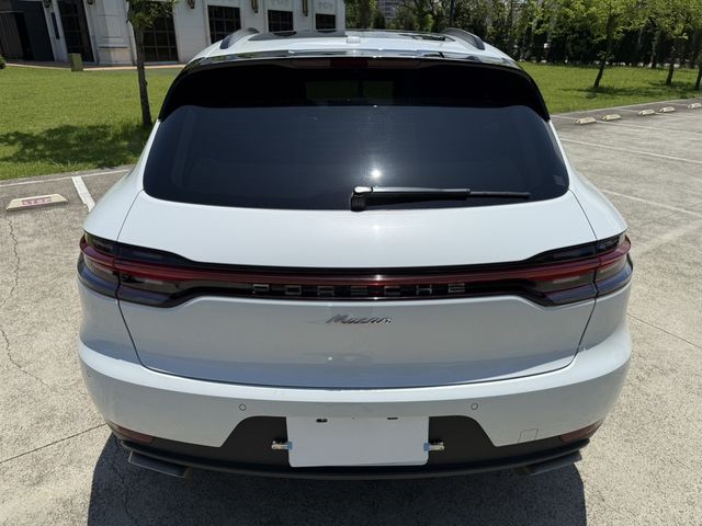 PORSCHE保時捷 MACAN  第4張相片