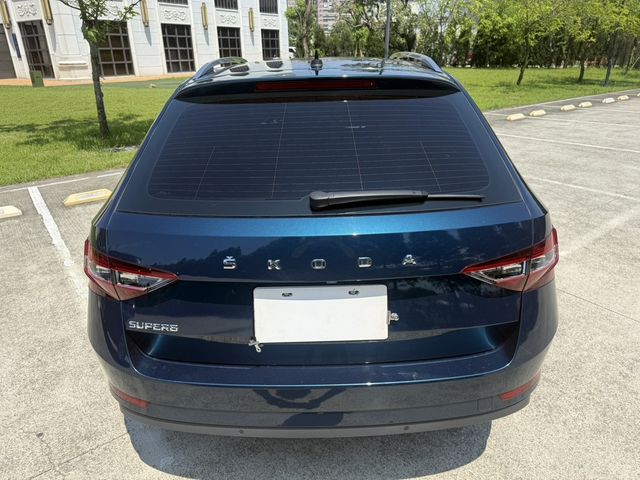 SKODA司科達 SUPERB COMBI  第4張相片