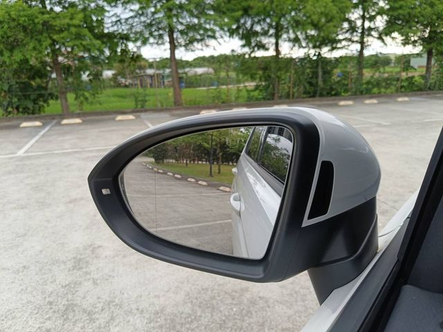 VOLKSWAGEN福斯 TOURAN  第10張相片