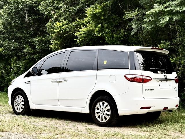 LUXGEN納智捷 M7 TURBO  第2張相片