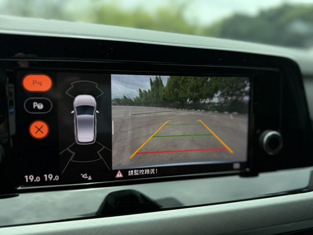 VOLKSWAGEN福斯 GOLF  第10張相片