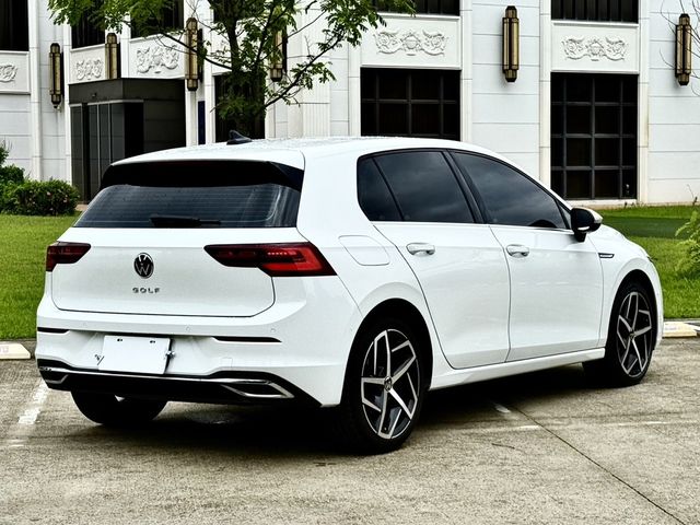 VOLKSWAGEN福斯 GOLF  第2張相片