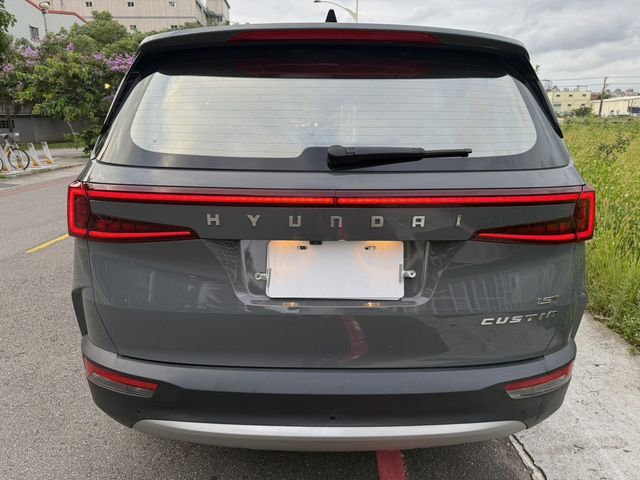 HYUNDAI現代 CUSTIN  第4張相片