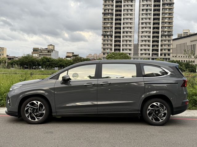 HYUNDAI現代 CUSTIN  第5張相片