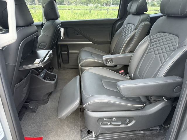 HYUNDAI現代 CUSTIN  第10張相片
