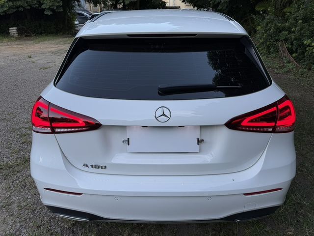 M-BENZ賓士 A180  第4張相片