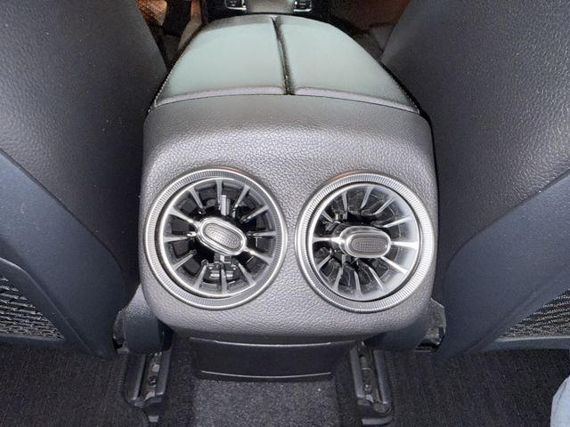 M-BENZ賓士 A200  第12張相片