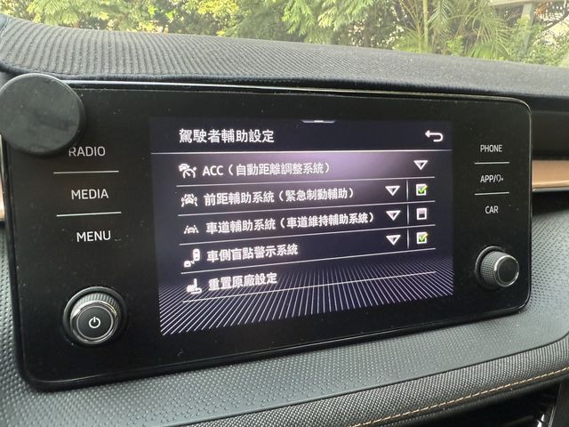 SKODA司科達 FABIA  第9張相片