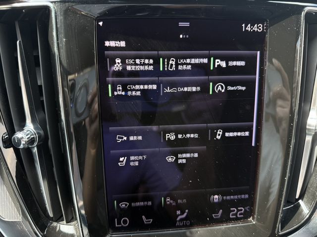 VOLVO富豪 V60  第10張相片