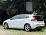 VOLVO富豪 V40  第2張縮圖