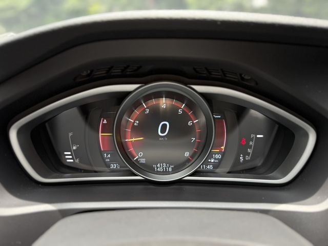 VOLVO富豪 V40  第11張相片