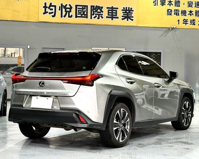 LEXUS凌志 UX200  第2張相片