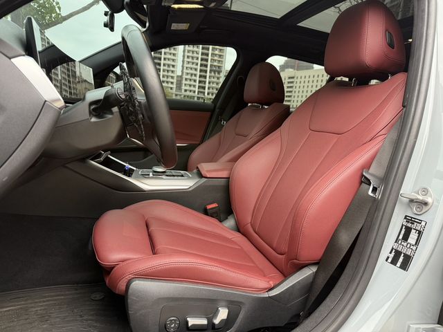 BMW寶馬 320I TOURING  第6張相片