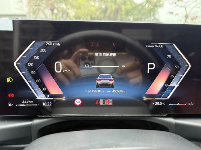 BMW寶馬 320I TOURING  第10張相片