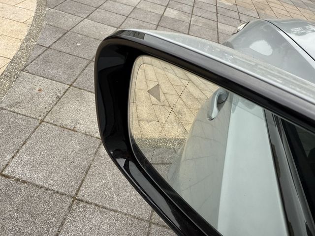 BMW寶馬 320I TOURING  第16張相片