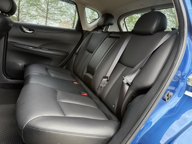 NISSAN日產 TIIDA  第3張相片