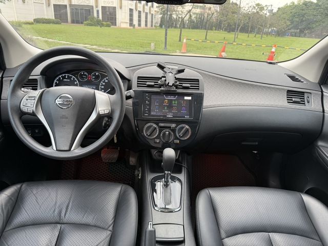 NISSAN日產 TIIDA  第10張相片