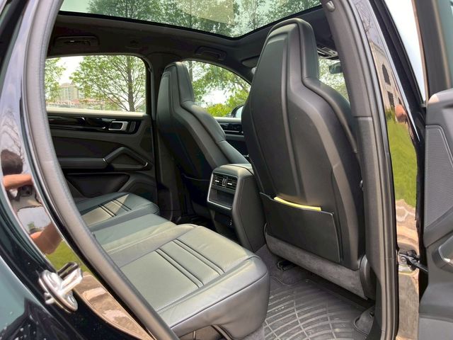 PORSCHE保時捷 CAYENNE  第16張相片