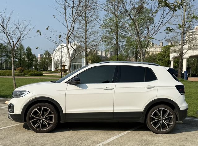 VOLKSWAGEN福斯 T-CROSS  第5張相片