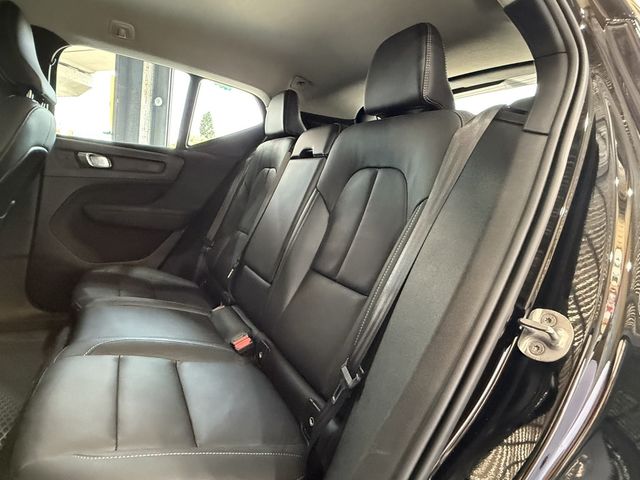 VOLVO富豪 XC40  第7張相片