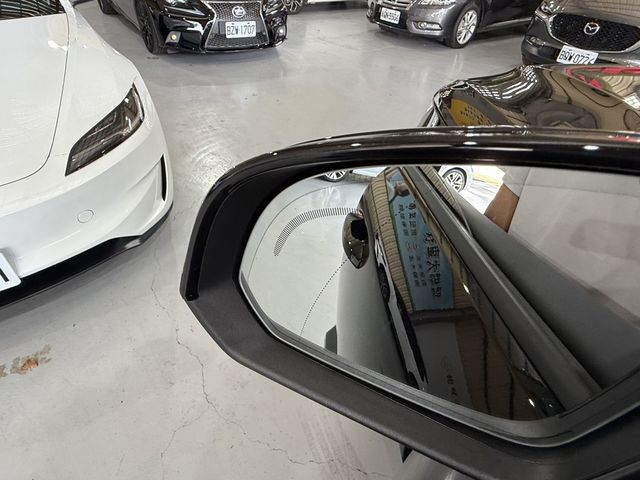 VOLVO富豪 XC40  第14張相片